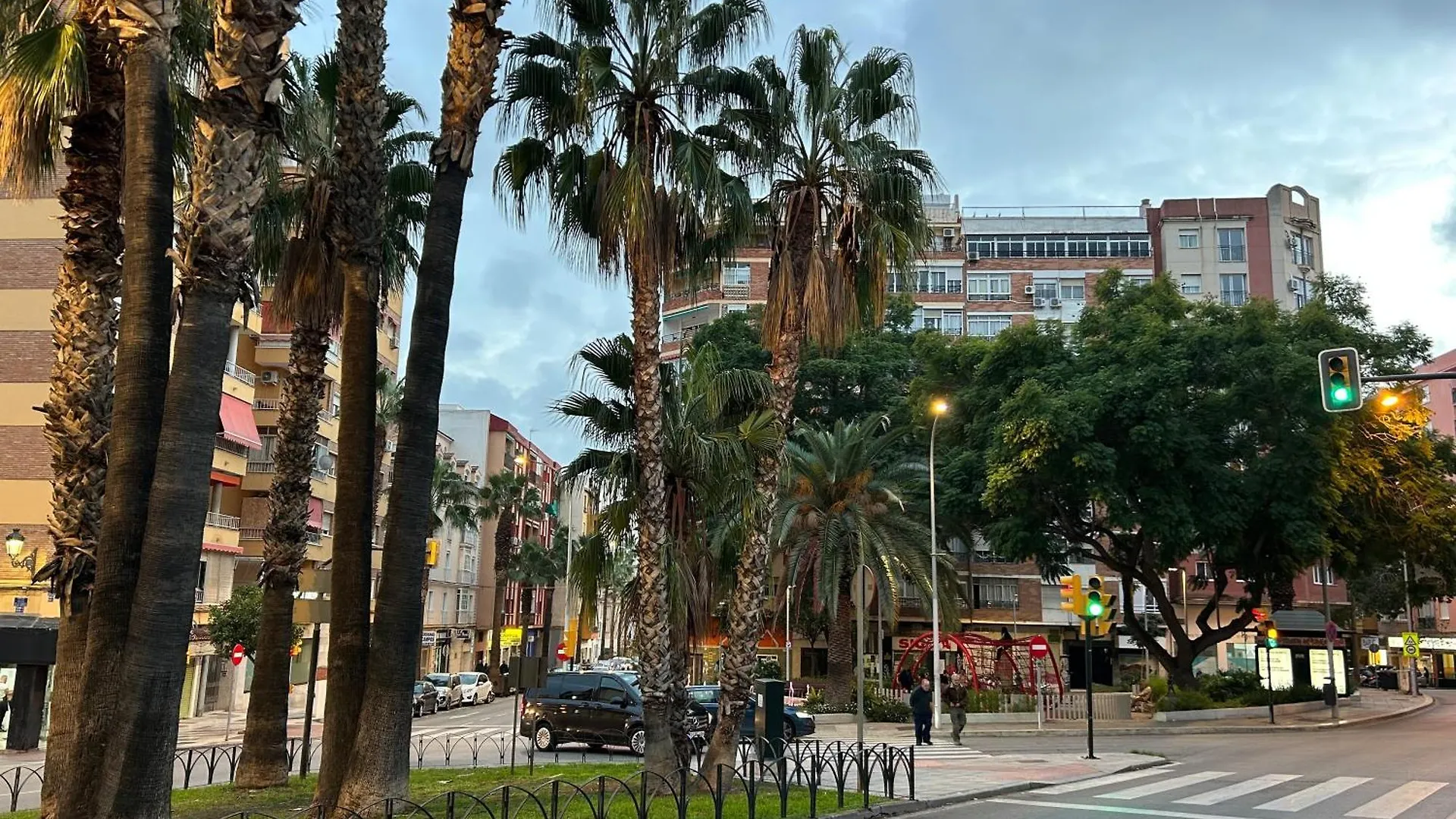Charming City Apartment Malaga Centre With Balcony